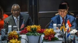 Menteri Pertahanan Prabowo Subianto bersama Menhan AS Llyod J Austin III. (Dok. Tim Media Prabowo Subianto)