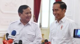 Presiden Joko Widodo bersama Capres nomor urut 2, Prabowo Subianto. (Dok. Setkab.go.id)