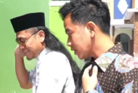 Gibran Rakabuming Raka mengunjungi pondok pesantren (Ponpes) Ora Aji di Sleman Temui Gus Miftah. (Instagram.com/@gusmiftah)