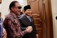 Menteri Pertahanan RI Prabowo Subianto melakukan kunjungan kehormatan kepada Perdana Menteri Malaysia YM Dato’ Seri Anwar Ibrahim di Kantor PM Malaysia, Gedung Perdana Putra, Putrajaya, Kamis (4/4/2024). (Dok. Tim Media Prabowo