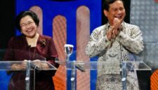 Ketua Umum PDI Perjuangan Megawati Soekarnoputri bersama Ketua Umum Partai Gerindra, Prabowo Subianto. (Instagram.com/@presidenmegawati)
