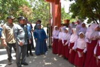 Pj Bupati Yudia Ramli berkunjung ke SDN Sirahcai Jatinangor ( sumedangkab.go.id / Tatang Tarmedi )