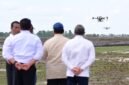 Presiden Prabowo Subianto melakukan kunjungan kerja di Provinsi Sumatera Selatan (Sumsel) yang didampingi oleh Menteri Pertanian Andi Amran Sulaiman. (Dok. Biro Pers, Media, dan Informasi Sekretariat Presiden)