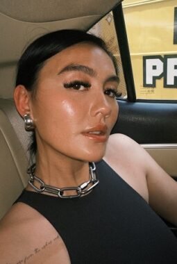 Prime Video Hadirkan Agnez Mo dan Anggun di Reacher Terbaru
