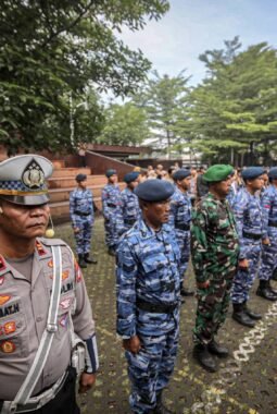 Untuk mencegah premanisme, Pemkot Bandung menyiapkan Satgas Anti premanisme di beberapa kecamatan.