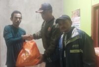 Tim BPBD Kabupaten Bandung Barat melakukan assessment kaji cepat dan distribusi logistik di lokasi terdampak. (Dok. BPBD Kab. Bandung Barat)