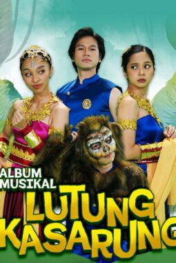 Seniman muda  Ara Ajisiwi tampilkan Lutung Kasarung di Bandung.